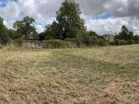 vente terrain à celles-sur-belle (79370) : à vendre / celles-sur-belle