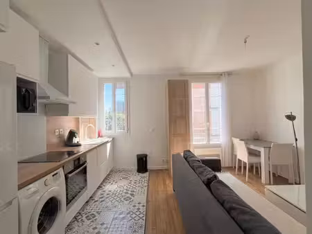 location meublée appartement 2 pièces 30.65 m² à arcueil (94110)  1 185 €