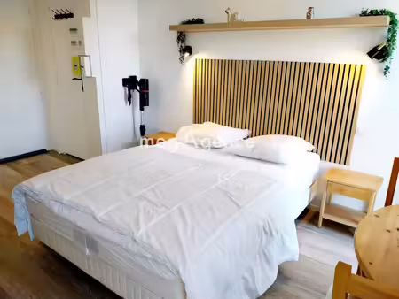 location meublée appartement 1 pièce 17 m² à jonzac (17500)  435 €