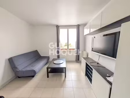 location appartement 1 pièce 20.32 m² à louveciennes (78430)  735 €