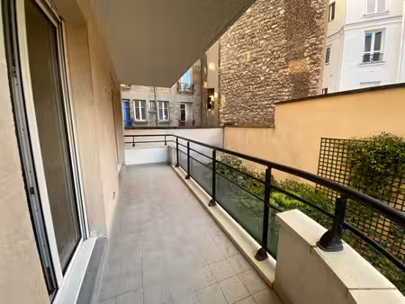 4 pièces avec balcon  parkings et cave porte dorée