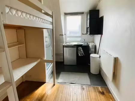location meublée appartement 1 pièce 9 m² à paris 15ème (75015)  770 €