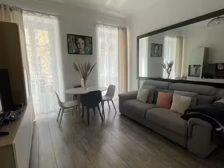 location meublée appartement 2 pièces 45 m² à nice (06000)  1 250 €