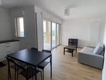 location appartement 2 pièces meublé à nantes île de nantes (44000) : à louer 2 pièces meu