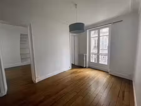location appartement 3 pièces 38 m² à paris 4ème (75004)  1 595 €