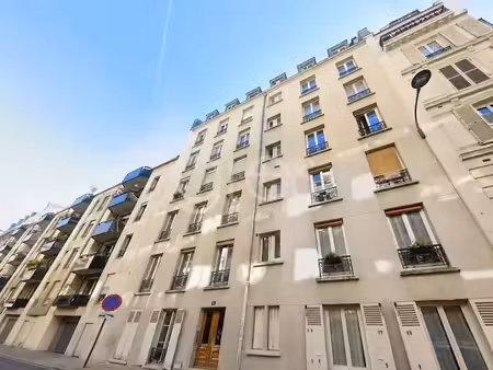 location meublée appartement 3 pièces 40 m² à paris 17ème (75017)  1 468 €