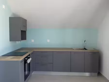 location appartement 3 pièces 56 m² à saint-pierre (97410)
