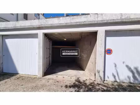 st nazaire - garage