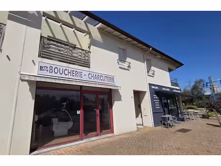 local commercial d'environ 61 m2 - centre ville
