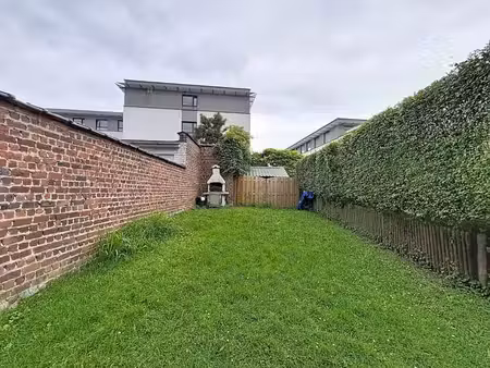 magnifique maison 4 chambres avec garage et jardin