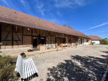 coup de coeur assuré magnifique longère bressane rénovée av