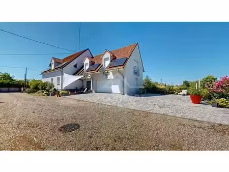 exceptionnelle propriété de 35 ares avec maison contemporaine de 216 m²