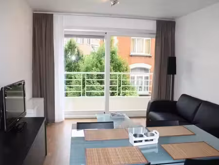 appartement à louer à etterbeek € 1.075 (lqvx1) - address real estate | zimmo