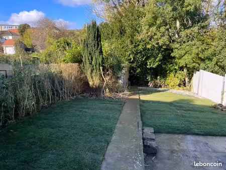 à louer – duplex 125 m² – jardin 200m2