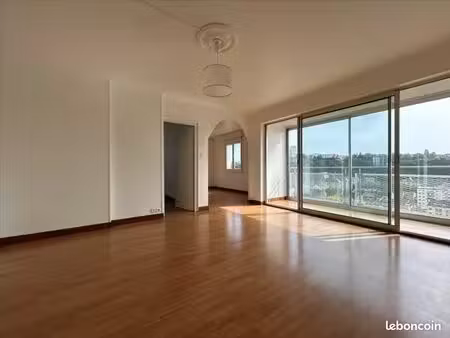 appartement 3 pièces 74 m²