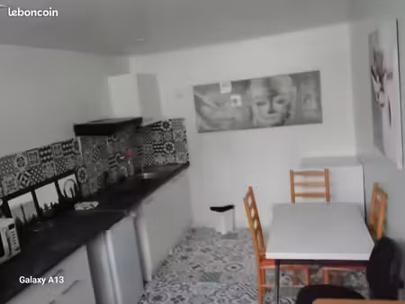 loue t 2 hypercentre landerneau