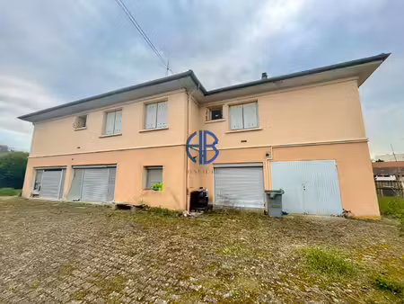 maison 270m² à fort potentiel au coeur de la tour-du-pin