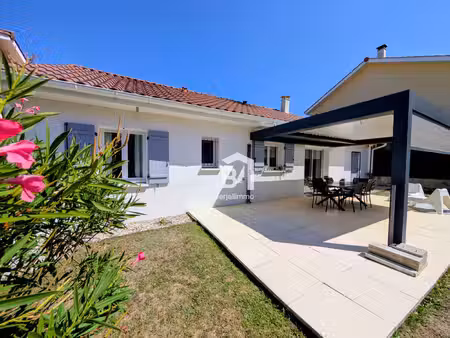 maison de plain-pied 4 pièces 90 m2 terrain 561 m2 sai