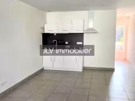 maison 3 pièces 60 m²