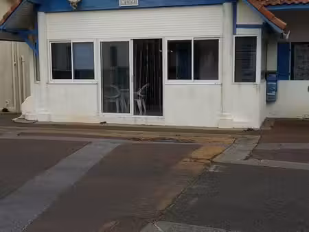 maison de ville à louer à l'année