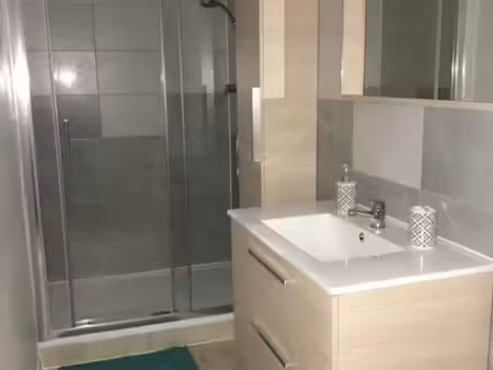 location appartement 2 pièces à guîtres (33230)  560 €