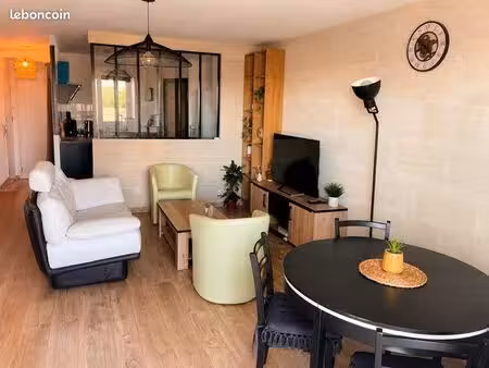 t3 meublé - parking - balcon - impasse calme - barrière de begles