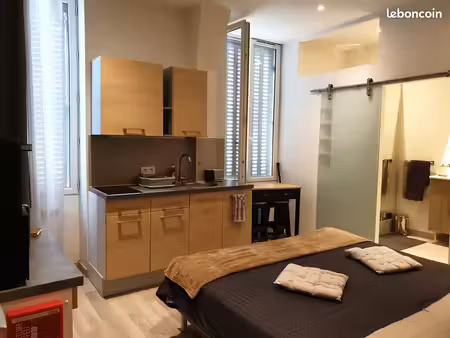 studio meublé en face gare viotte