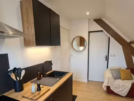 t1 bis 21 m² (espace nuit séparé) – toutes charges comprises – très proche technopôle