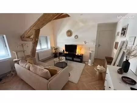 t2 bis en duplex meublé – 65 m² – saint-etienne (42 000)