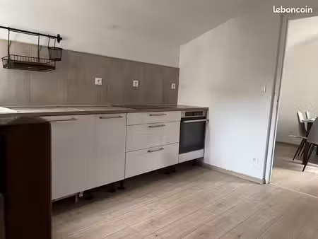 appartement t3 meublé charges comprises