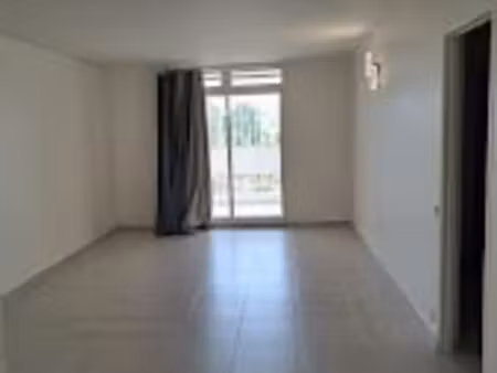 trinite f3 de 75m² entirement renove