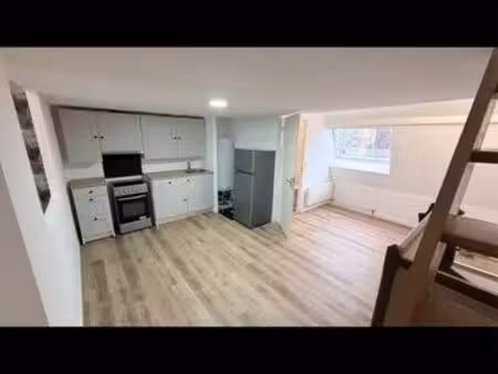 location  studio