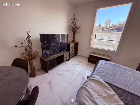 2 pièces - 40 m° . marseille 13002 - quartier 2e arrondissement