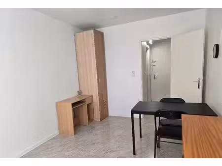location appartement 1 pièce 20 m² à metz (57000)  460 €