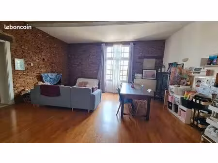 appartement t3 de 107m2 avec terrasse et place de parking
