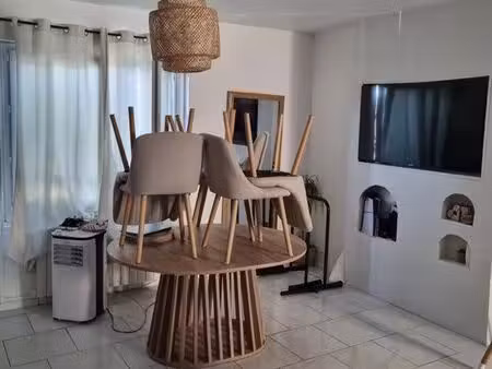 à louer appartement 3chambres