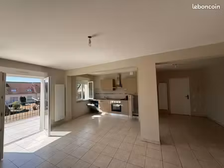 ? à louer – bel appartement f3 67 m² avec terrasse 12 m² & double garage