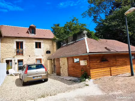 studio avec terrasse et parking à le blanc