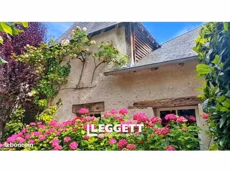 maison 8 pièces 240 m²
