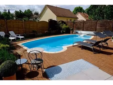 belle villa avec piscine proche de dijon