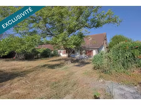 vente maison 6 pièces 140 m² à montpont-en-bresse (71470)  88 000 €