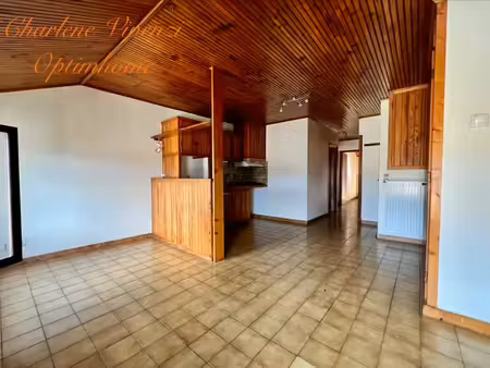 a vendre immeuble 2 appartements la llagonne 66