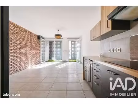 appartement 3 pièces 64 m²