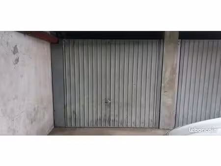 garage fermé sécurisé proche centre ville box