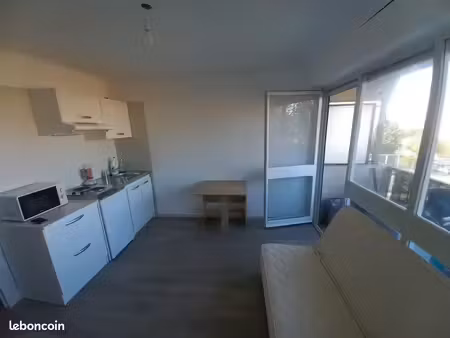 studio 1 pièce 18 m²