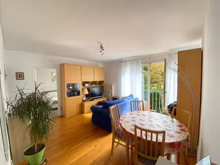 appartement rénové avec garage
