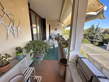 appartement avignon 3 pièce(s) 79 m²  terrasse  parking