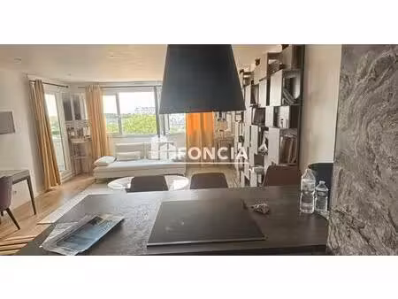 appartement 2 pièces 44 m² – hypercentre évry-courcouronnes – proche gare rer c et univers