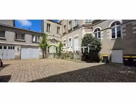 studio au calme absolu  nantes quartier cathédrale