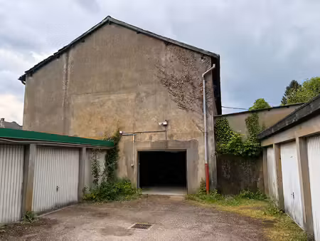 garage/atelier au centre de longuyon